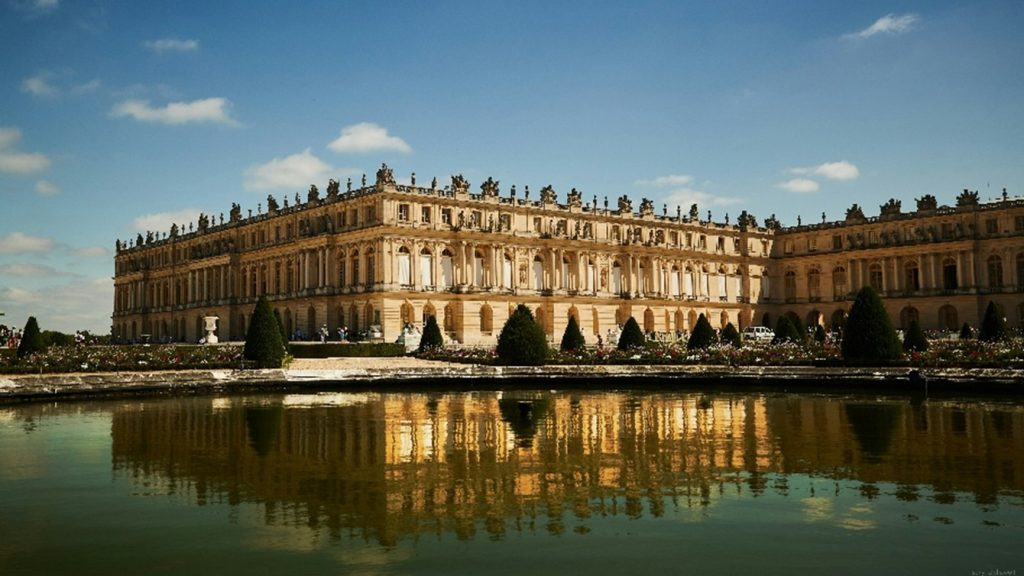 Chateauing Versailles Water View